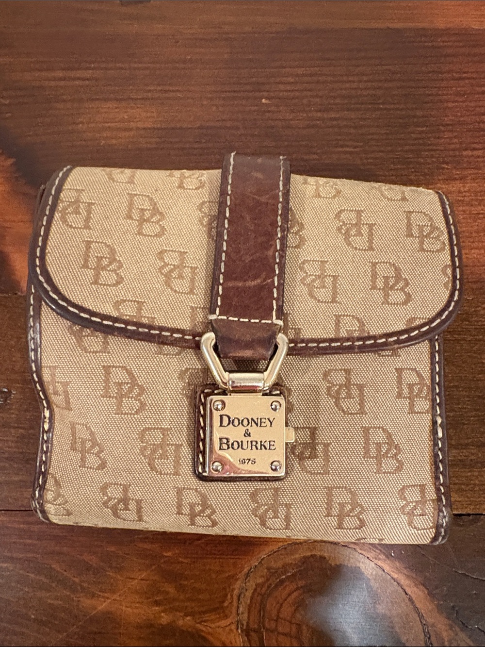 Dooney & Bourke VINTAGE Logo Canvas & Leather Trim Wallet
